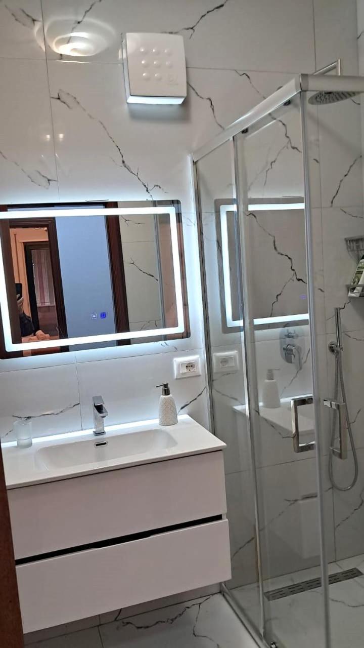 Location Kristi 05 Апартаменти Тирана